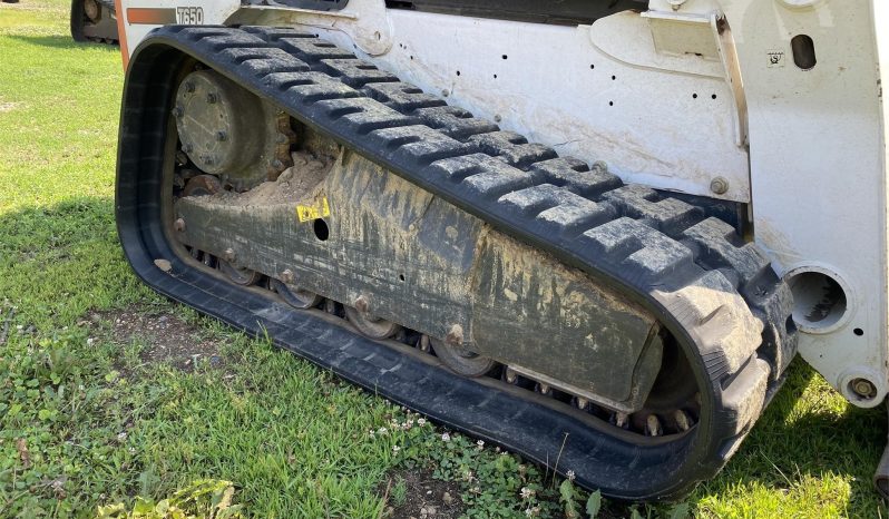 
								2013 Bobcat T650 Compact Track Loader full									