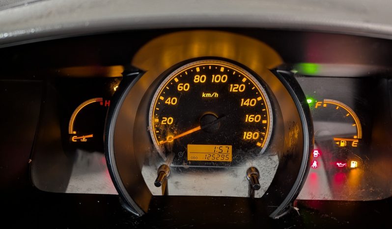 
								2010 TOYOTA HIACE LWB 4 SP Auto full									