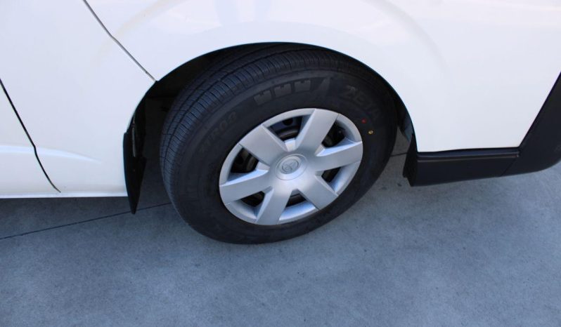 
								2018 Toyota Hiace KDH201R LWB full									