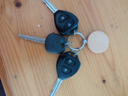 
										2010 TOYOTA HIACE LWB 4 SP Auto full									