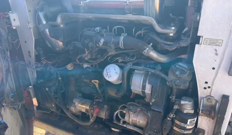 
								2017 Bobcat T770 High Flow 2-Speed full									