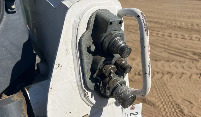 
								2017 Bobcat T770 High Flow 2-Speed full									